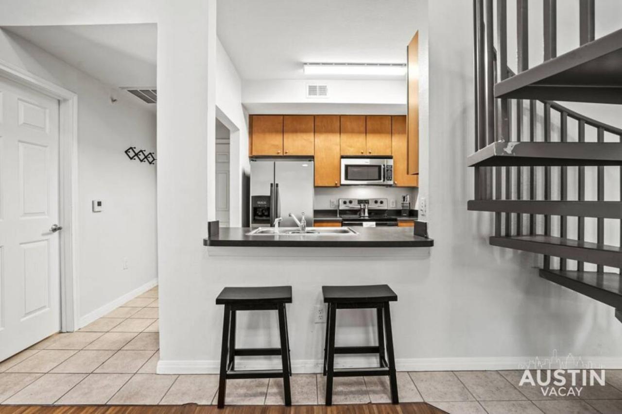 Apartment Prime Location Modern Comfort Sleeps Up To 16 *