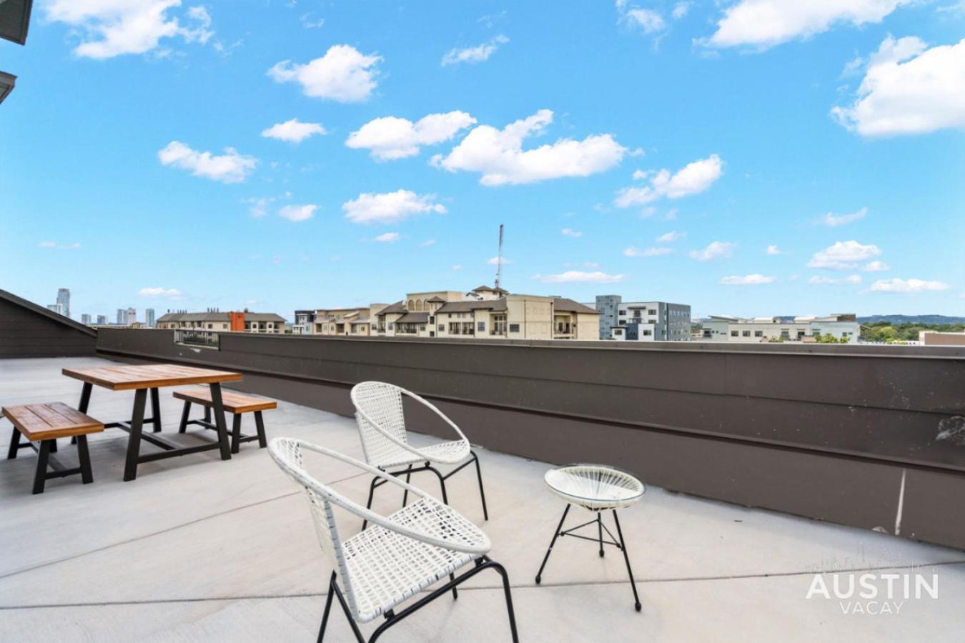 Apartment Spacious Downtown Retreat For Large Groups Austin