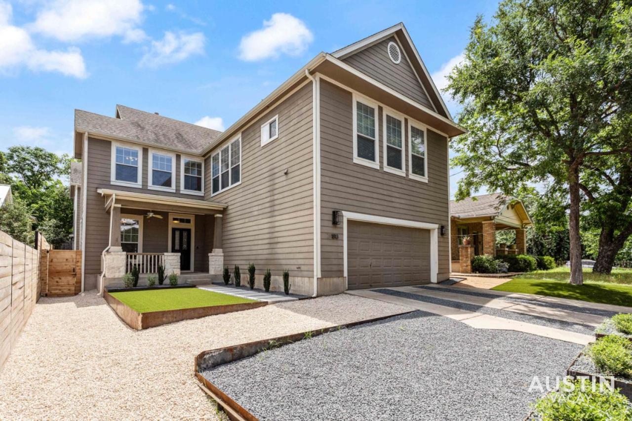 Perfect Location W Free Prkg And Cozy Beds Holiday home Austin