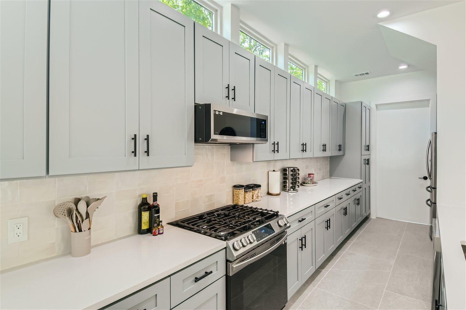 7 Bdrm Compound Near Dt Perfect For Sxsw New Pool March 2025 *
