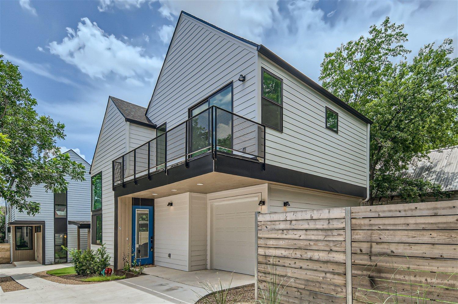 7 Bdrm Compound Near Dt Perfect For Sxsw New Pool March 2025 Holiday home *