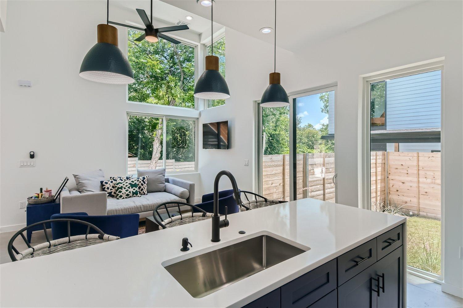 7 Bdrm Compound Near Dt Perfect For Sxsw New Pool March 2025 Austin