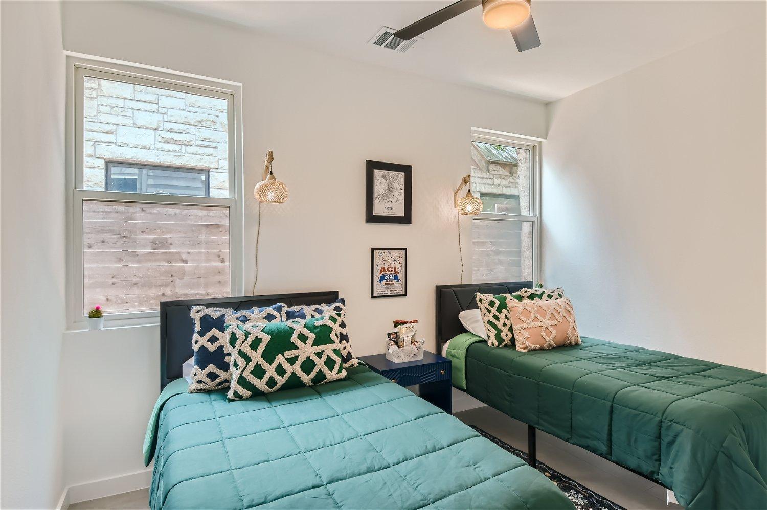 Holiday home 7 Bdrm Compound Near Dt Perfect For Sxsw New Pool March 2025