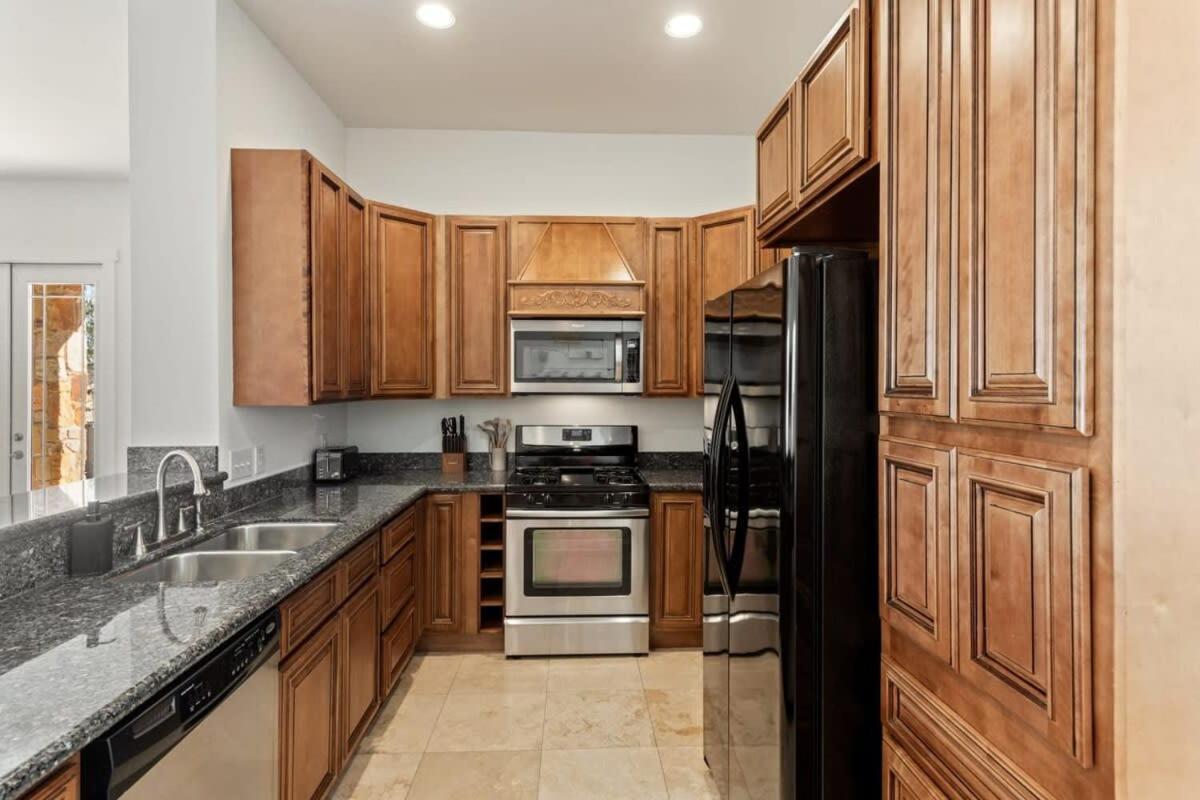 Bright Modern 3 Bedroom House In Hip East Holiday home Austin