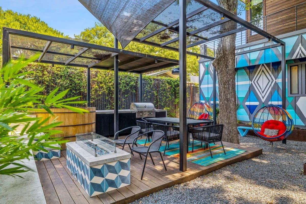 Luxury Compound In South Lamar Holiday home Austin