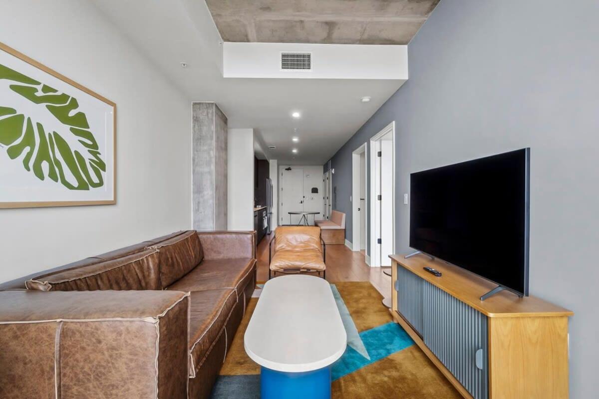 Modern 1br On Rainey St With Pool And Views * Austin