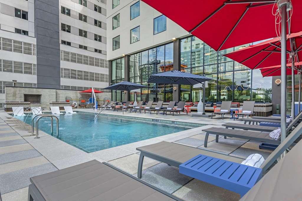 Cambria Downtown Hotel Austin