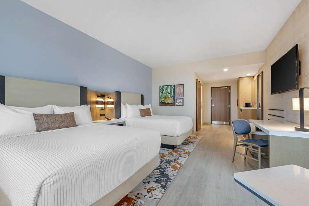 Hotel Cambria Downtown Austin