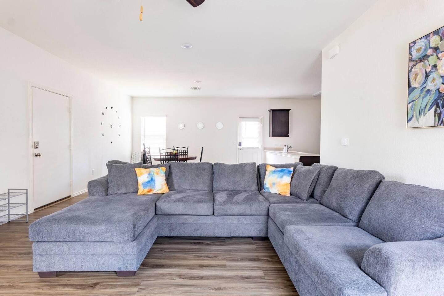 Contemporary Near Downtown & Airport * Austin