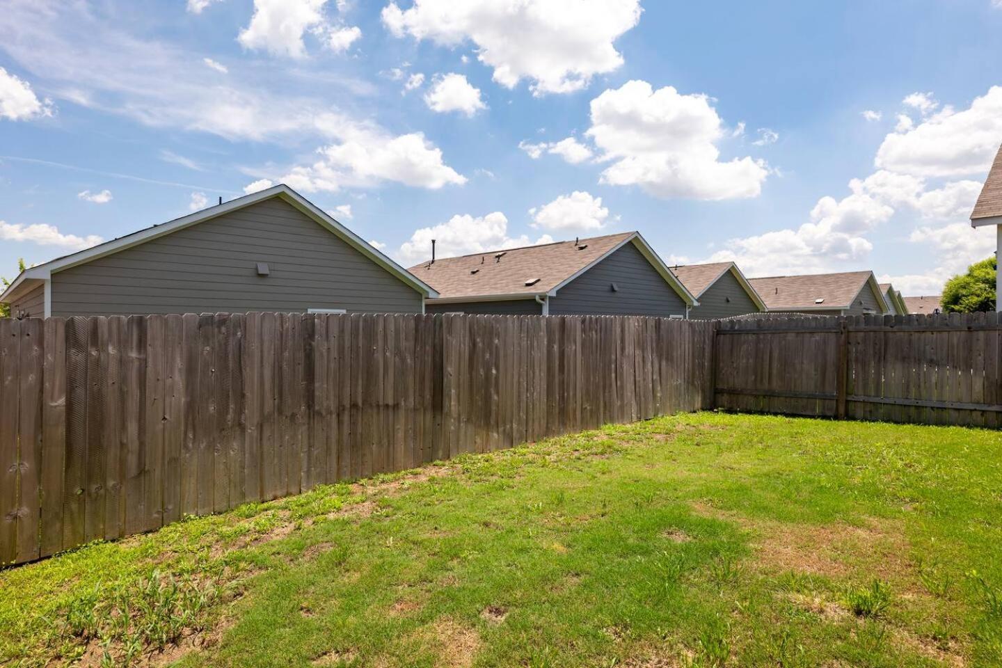 Contemporary Near Downtown & Airport Holiday home Austin