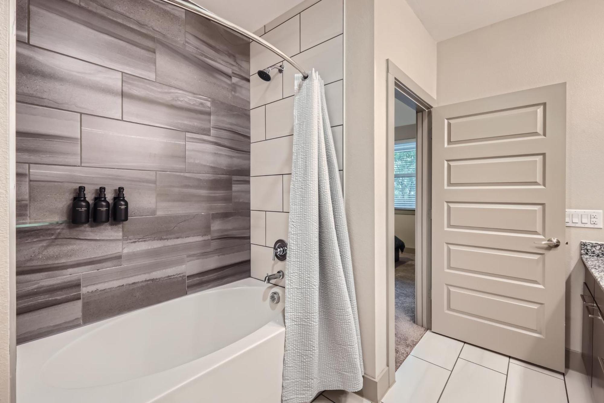 Cozy 2-bedroom In Lovely * Austin