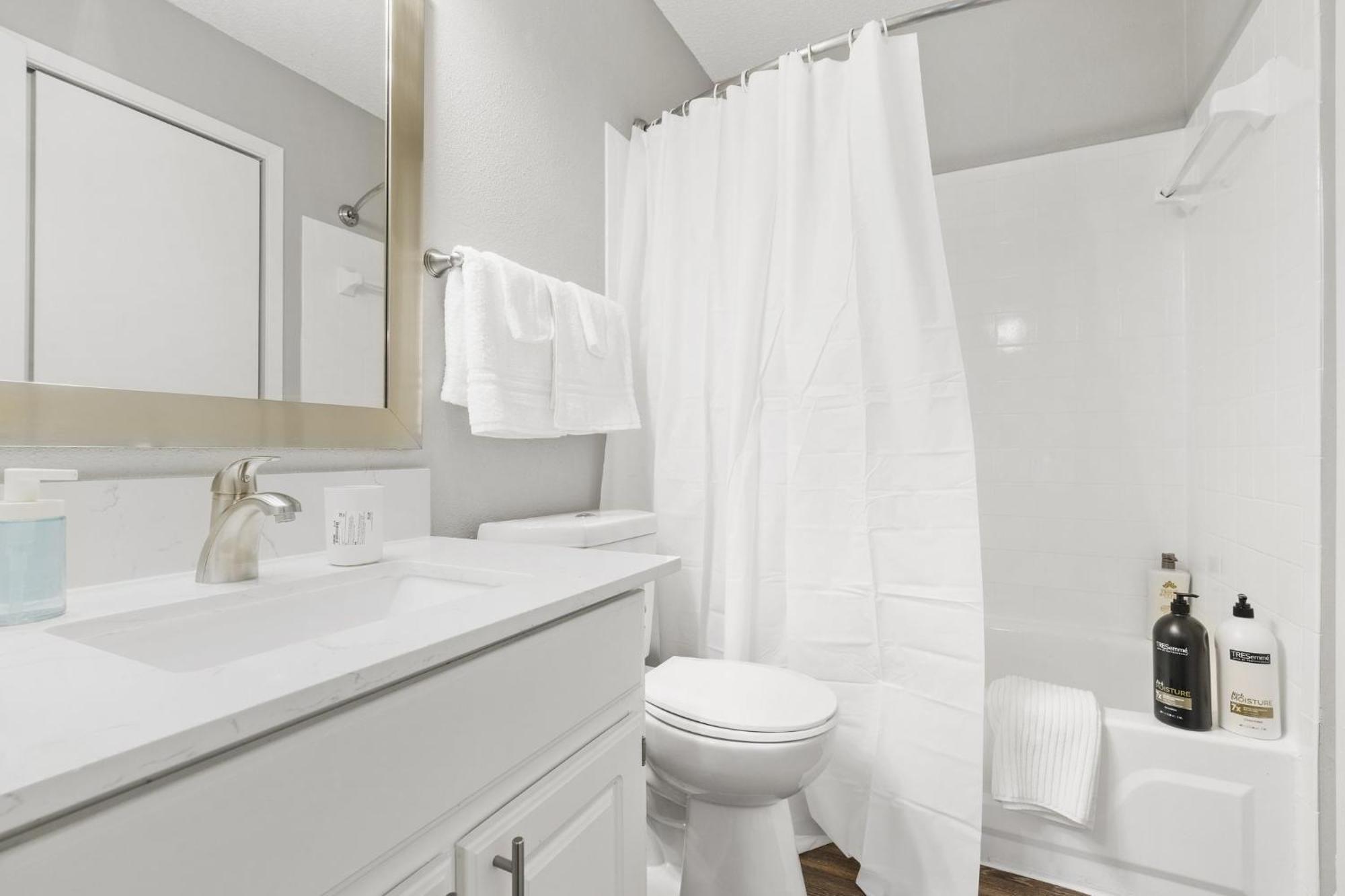 North Lamar Gem: 1br Pool Bbq * Austin