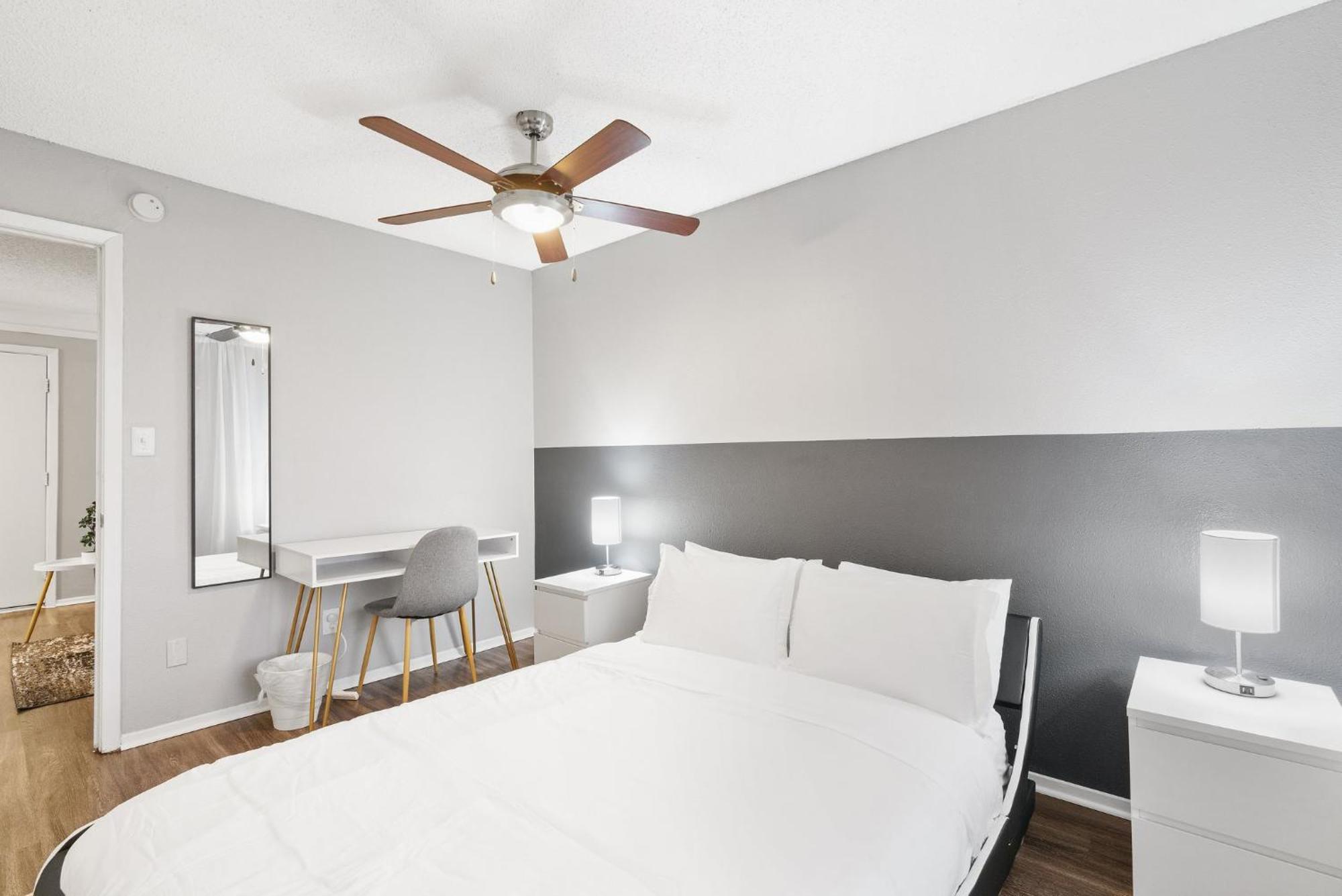 North Lamar Gem: 1br Pool Bbq * Austin