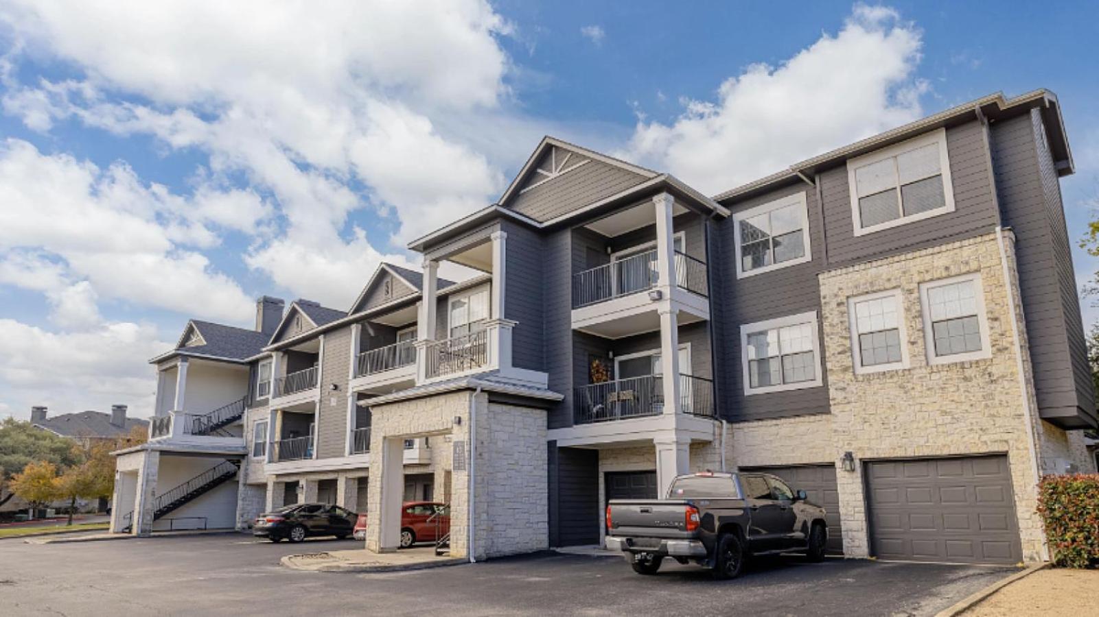 Apartment Landing At Preserve At Rolling Oaks - 1 Bedroom In Rolling Oaks