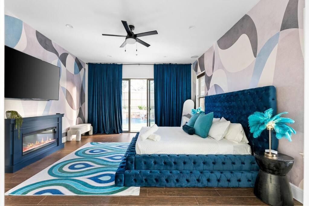 Holiday home Pet Friendly Retreat In With Pool-backyard