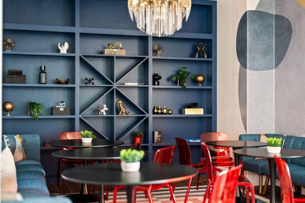 Pet Friendly Retreat In With Pool-backyard Holiday home Austin
