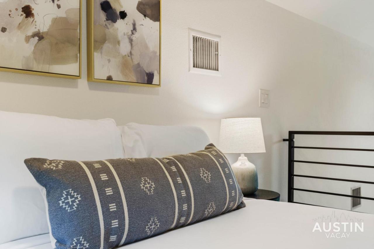 Stylish Boho Loft W Free Prkg With Luxurious King Bed Holiday home *