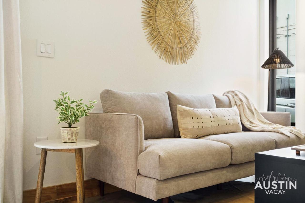 Stylish Boho Loft W Free Prkg With Luxurious King Bed