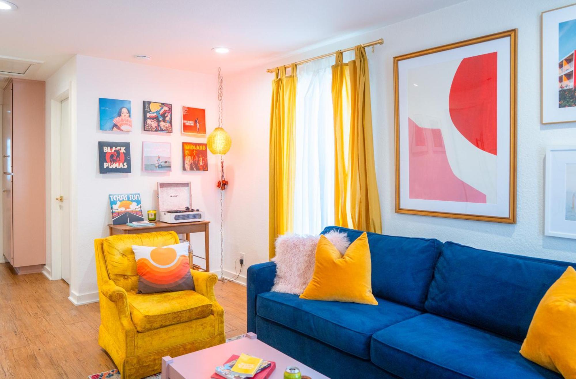 Holiday home Stylish, Artsy Eastside *