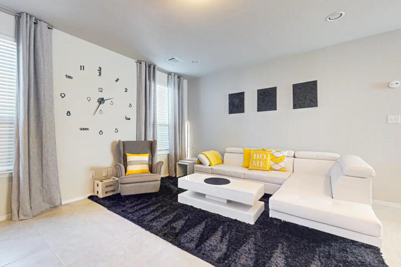 Holiday home Modern & Stylish Retreat Near Downtown- New *