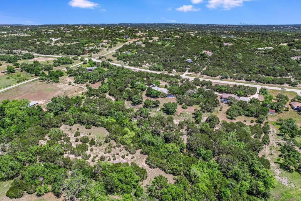 Holiday home New Listing! 4 Bdrm Hill Country With Pool Austin
