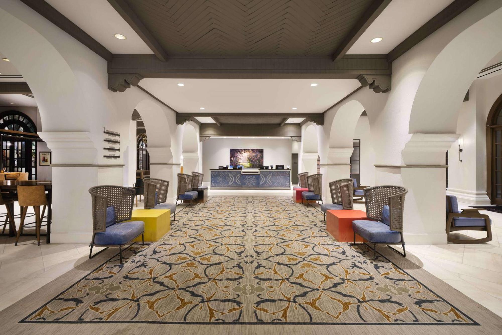 Doubletree By Hilton Hotel 3*