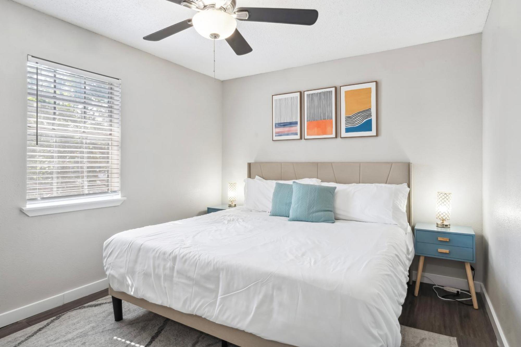 Apartment Economy King Bed W Pool, Next To Downtown *
