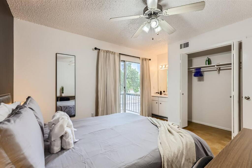Your 2b Getaway - Walk Dtwn - Sleeps 6 - Pool And Prkg * Austin
