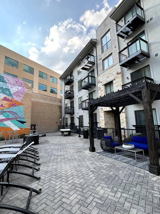 Apartment Domain Luxe Austin
