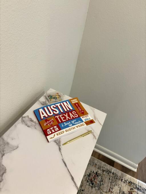 Apartment Domain Luxe Austin