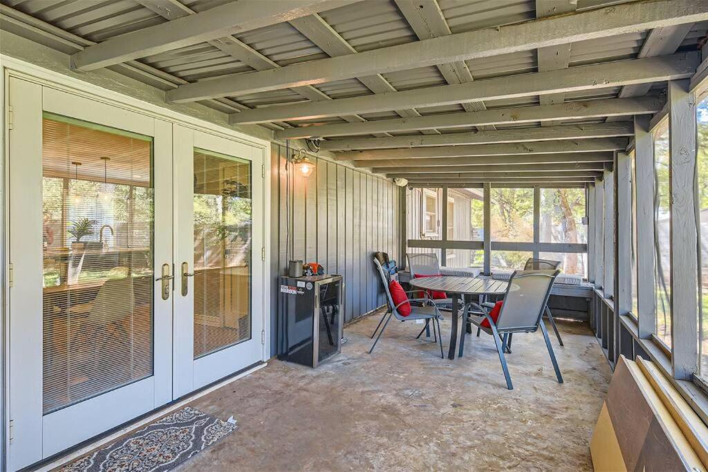 Charming 3 Bedroom With Easy Access To Dt Domain And Arboretum Austin