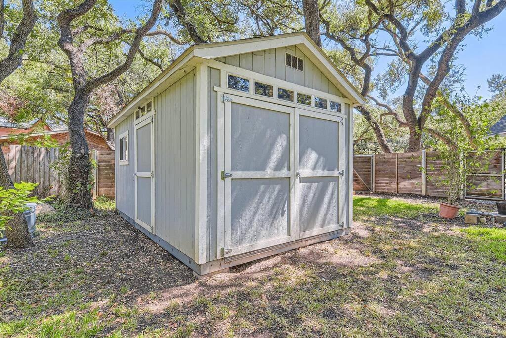 Holiday home Charming 3 Bedroom With Easy Access To Dt Domain And Arboretum *
