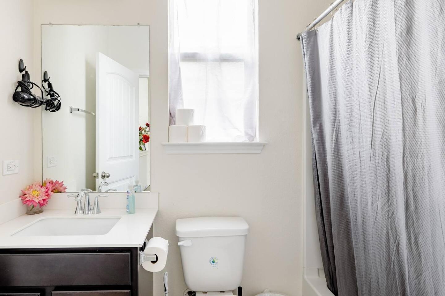 Holiday home Luxury Near Mckinney Falls & Airport #3