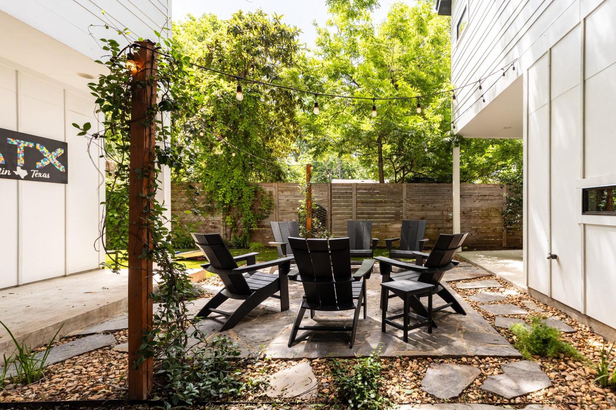 Downtown Mini Mansion - Walk To Rainey Austin