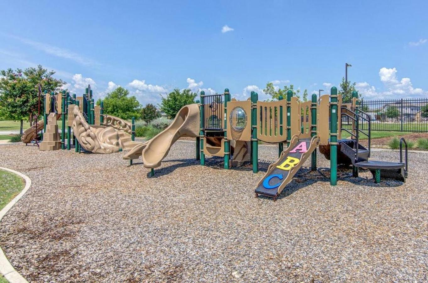 Contemporary Near Downtown & Airport * Austin