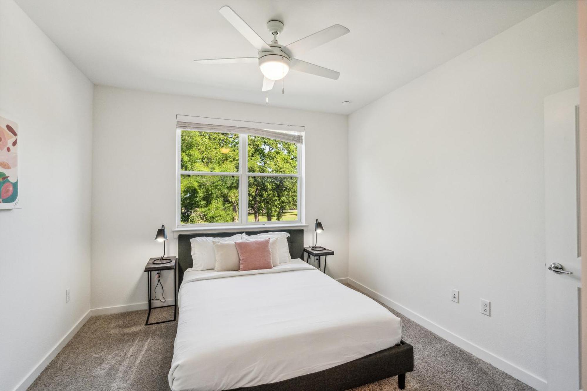 Spectra Parks 8206, Modern 2br Apartment *