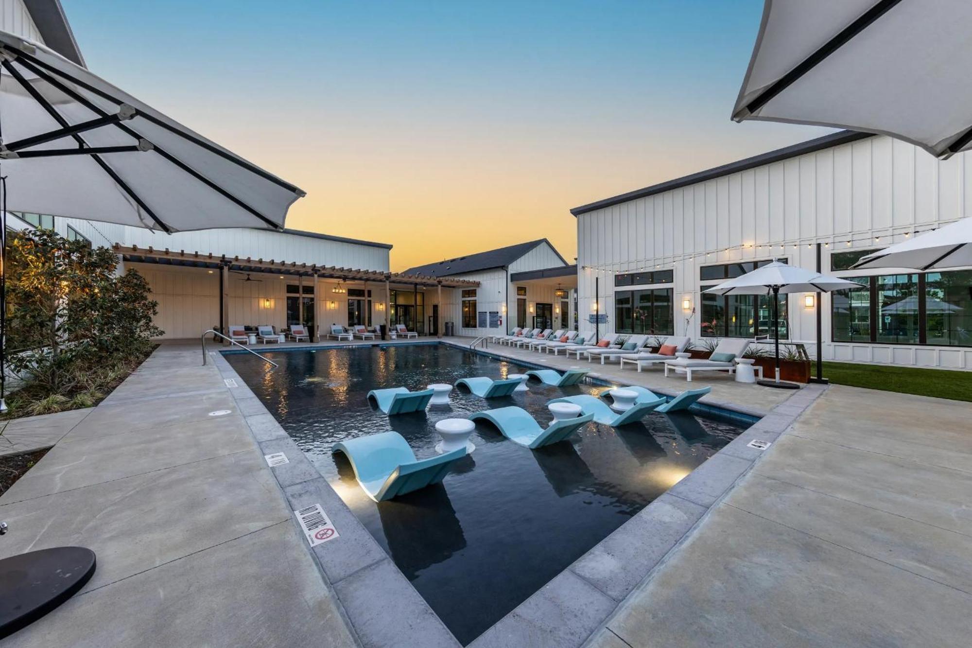 Spectra Parks 8206, Modern 2br *
