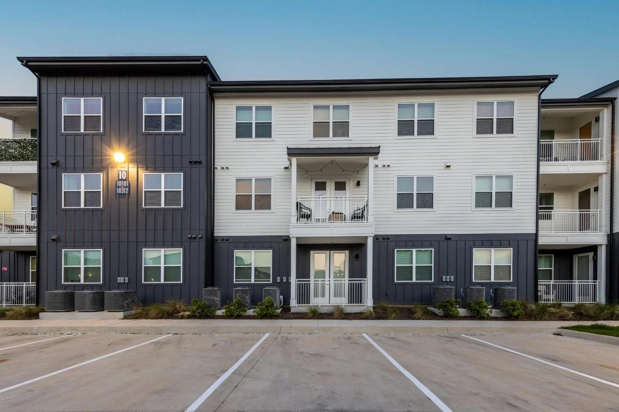 Spectra Parks 8206, Modern 2br *