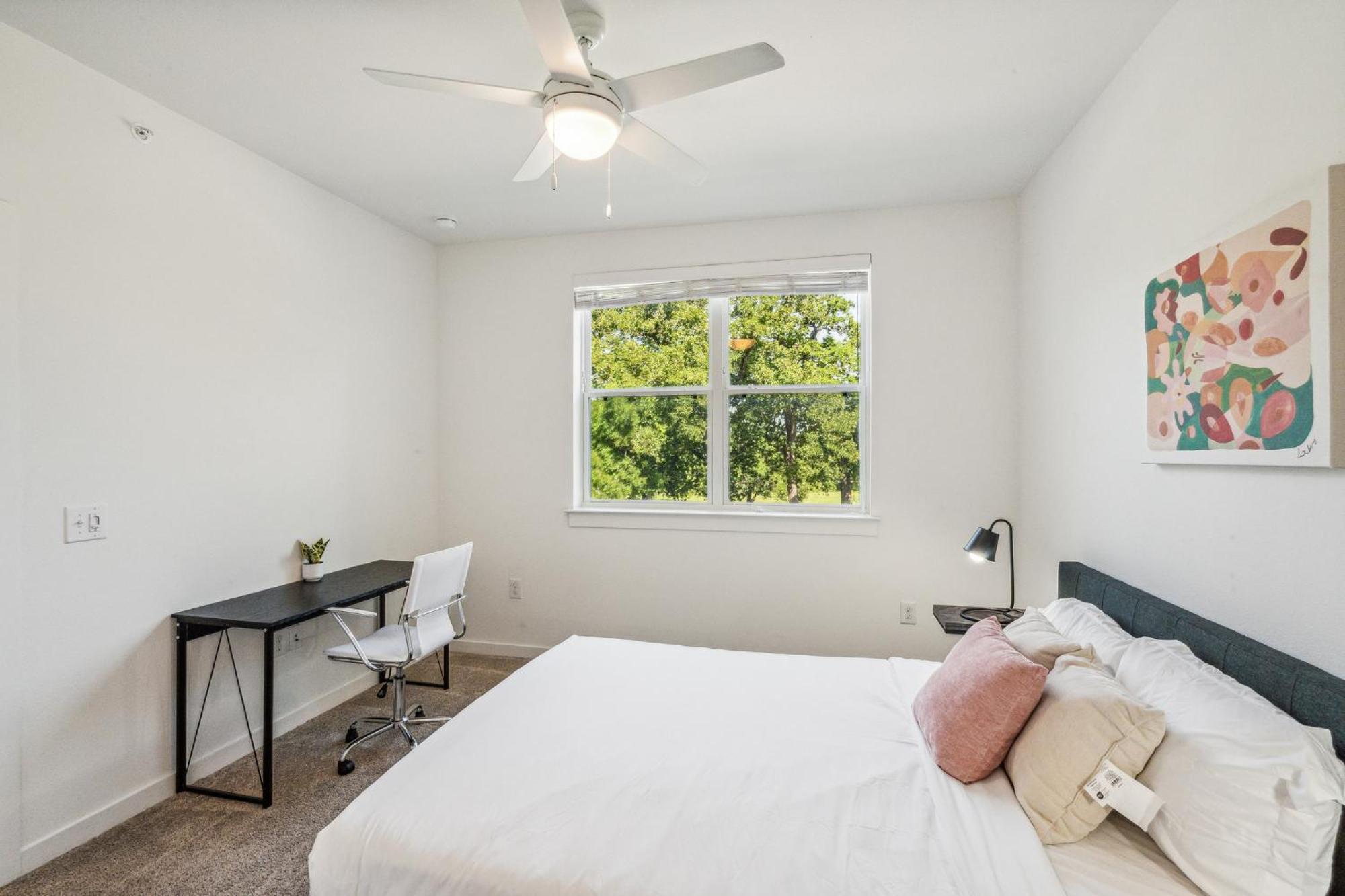 Spectra Parks 8206, Modern 2br
