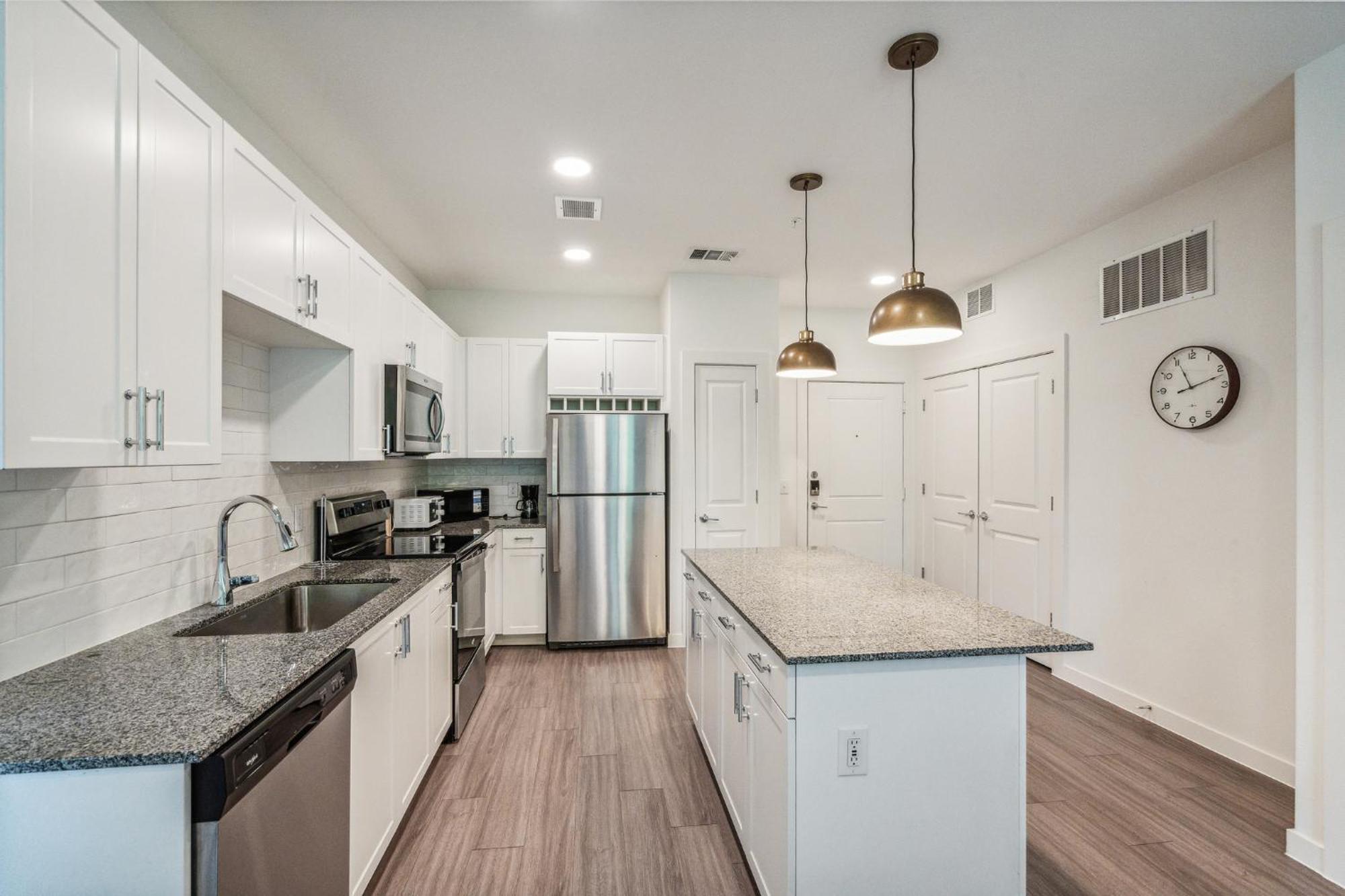 Apartment Spectra Parks 8206, Modern 2br Austin