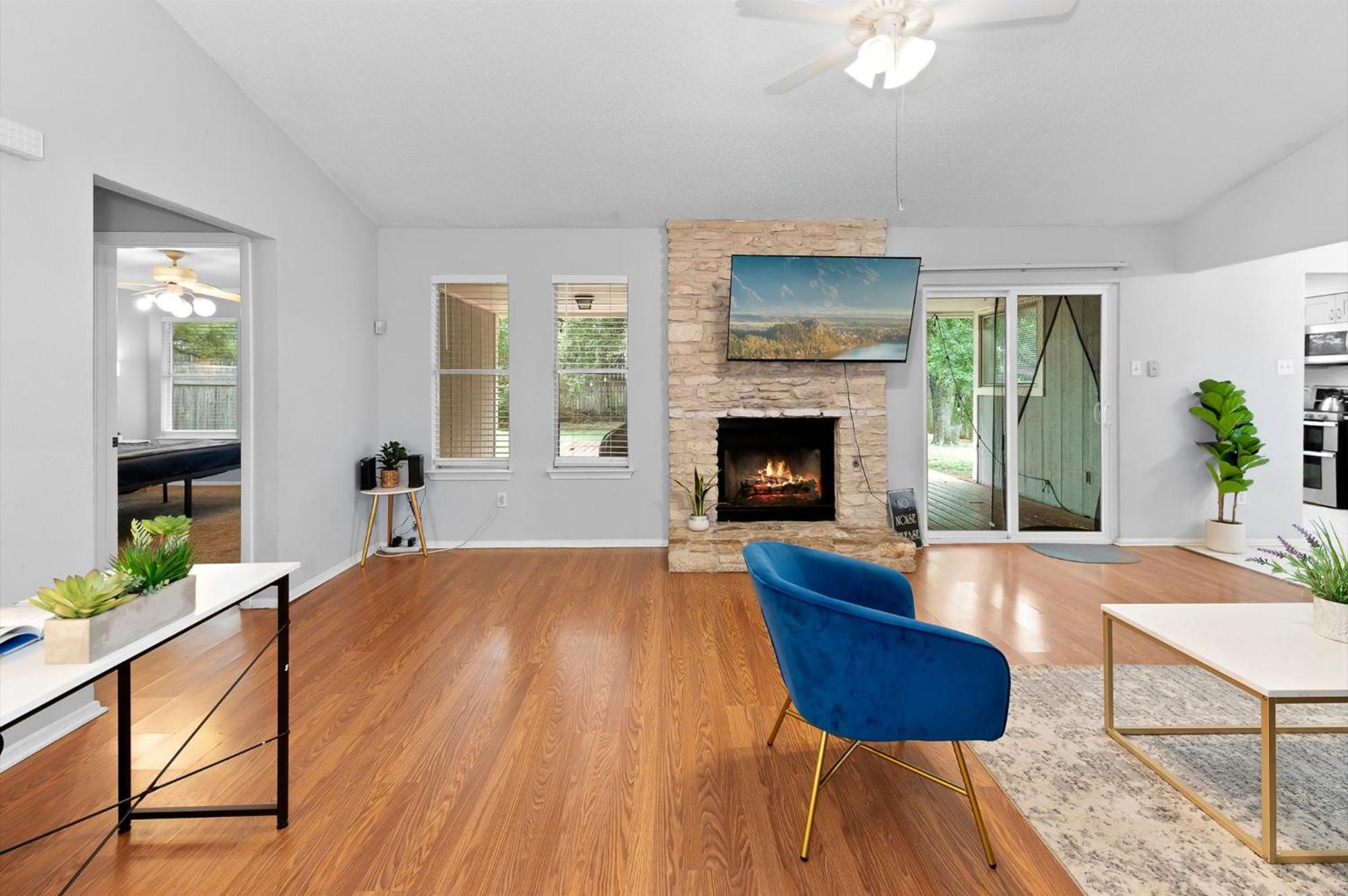 Holiday home Pool Table - Ping Pong - 5min To Domain Q2 & Apple