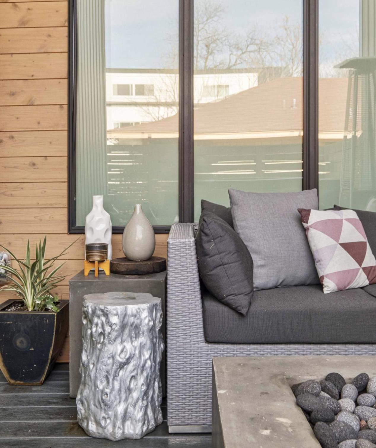 East Flair With Hot Tub - Brass! Holiday home