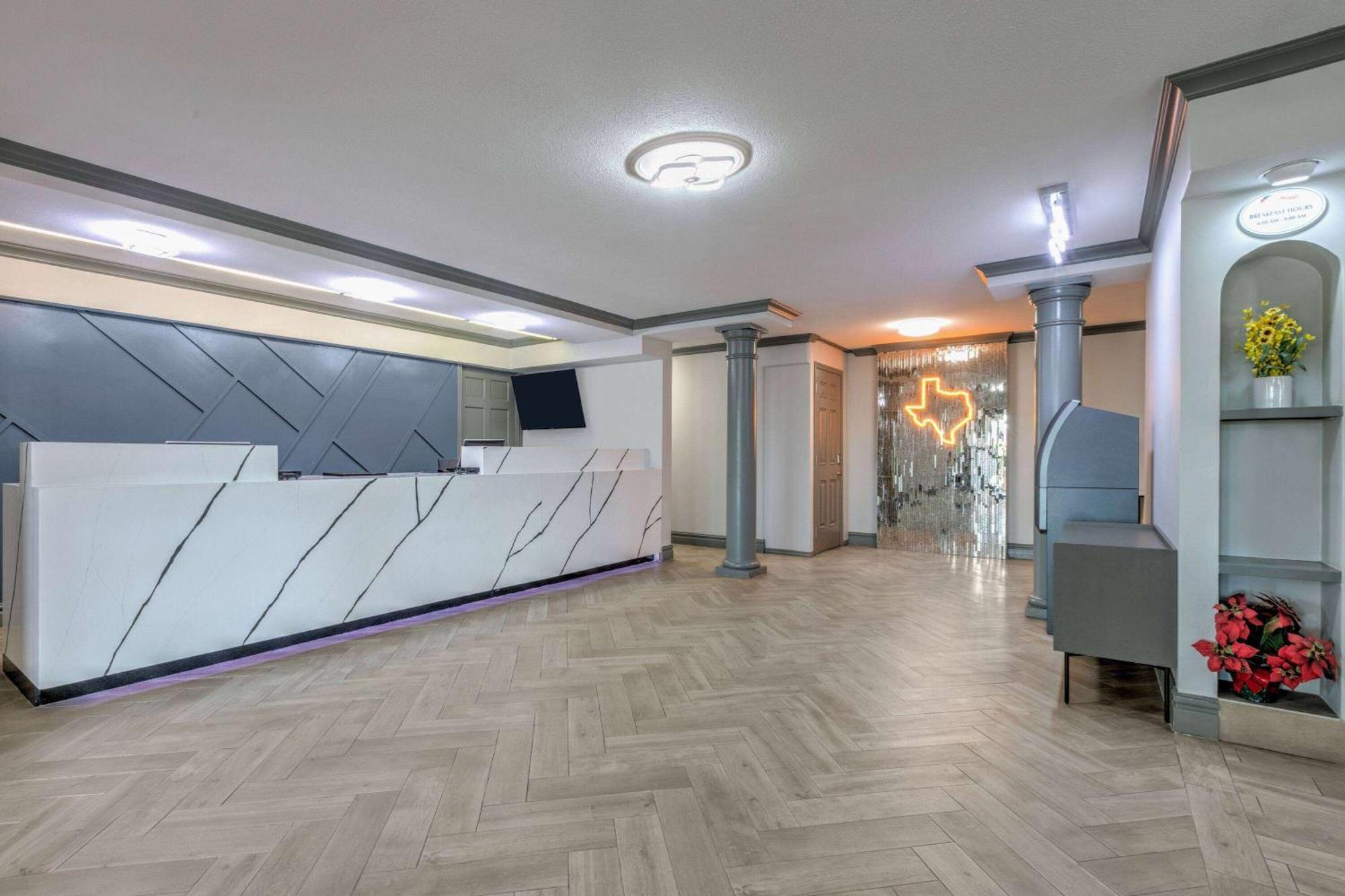 Hotel Baymont By Wyndham Area 3*
