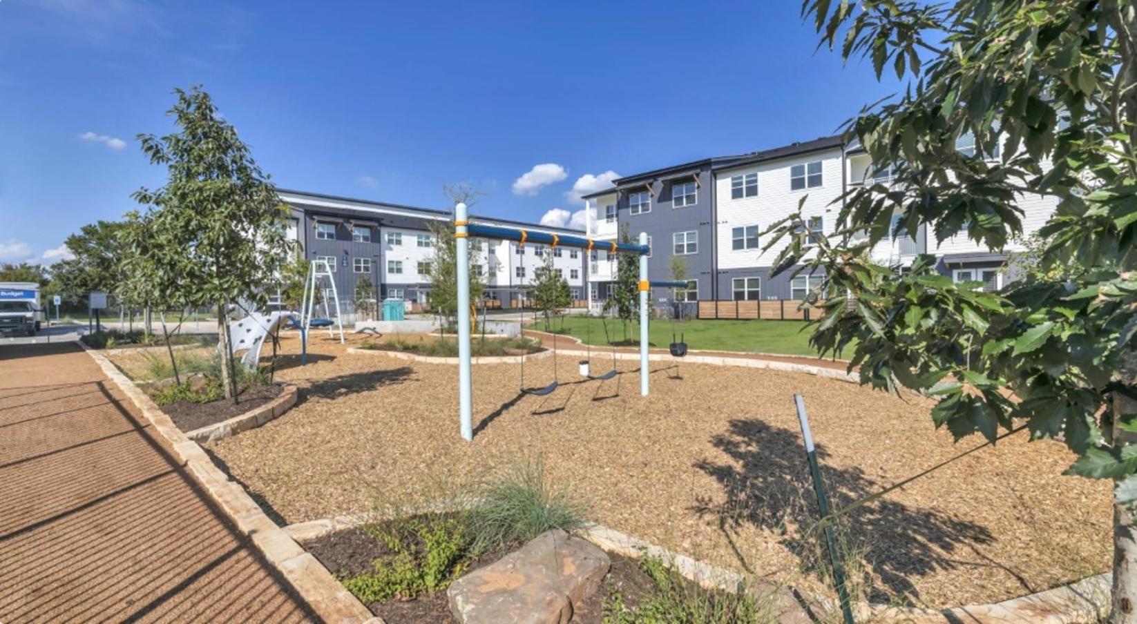 Spectra Parks 5106, Stunning Oasis Apartment *