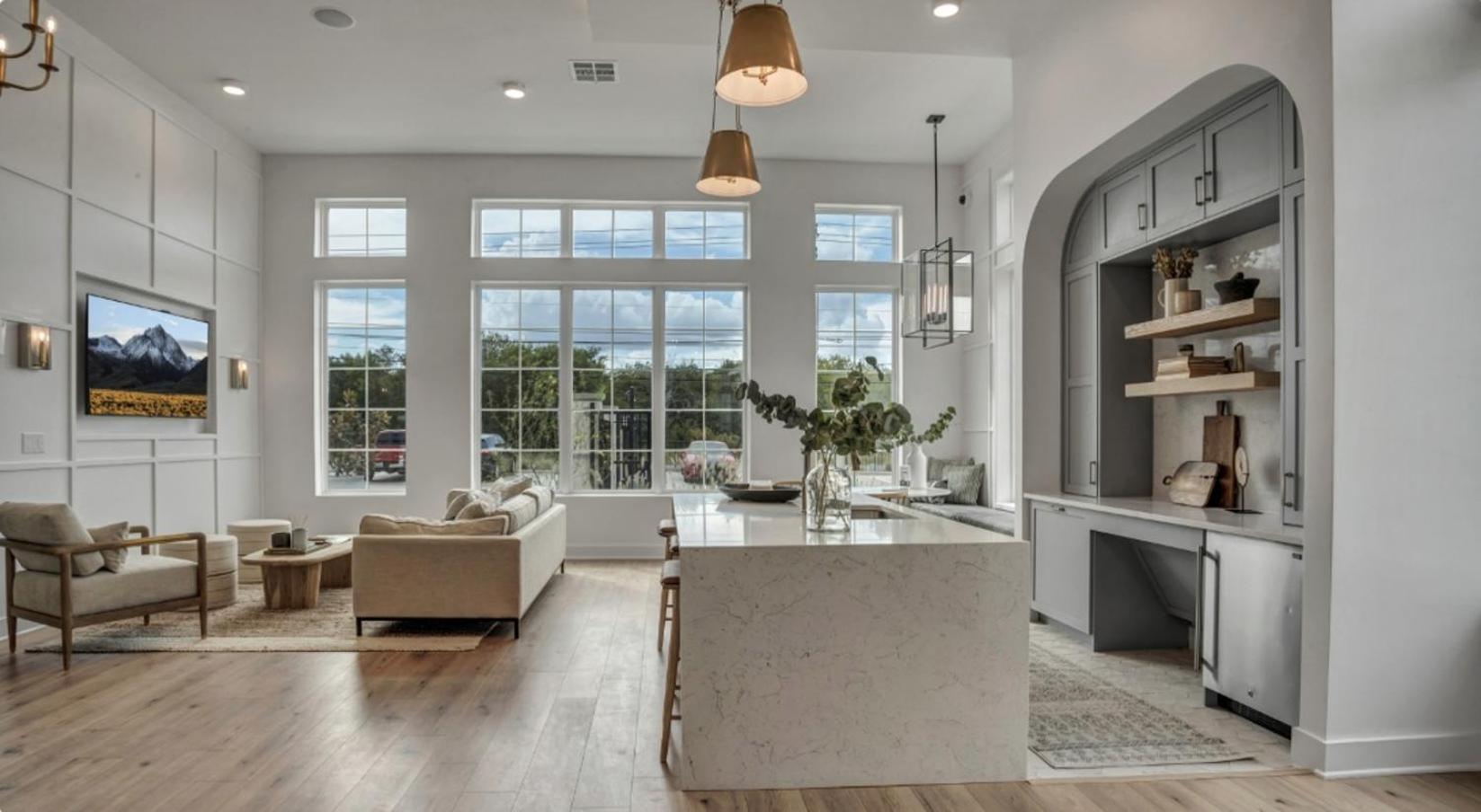 Spectra Parks 8206, Modern 2br * Austin