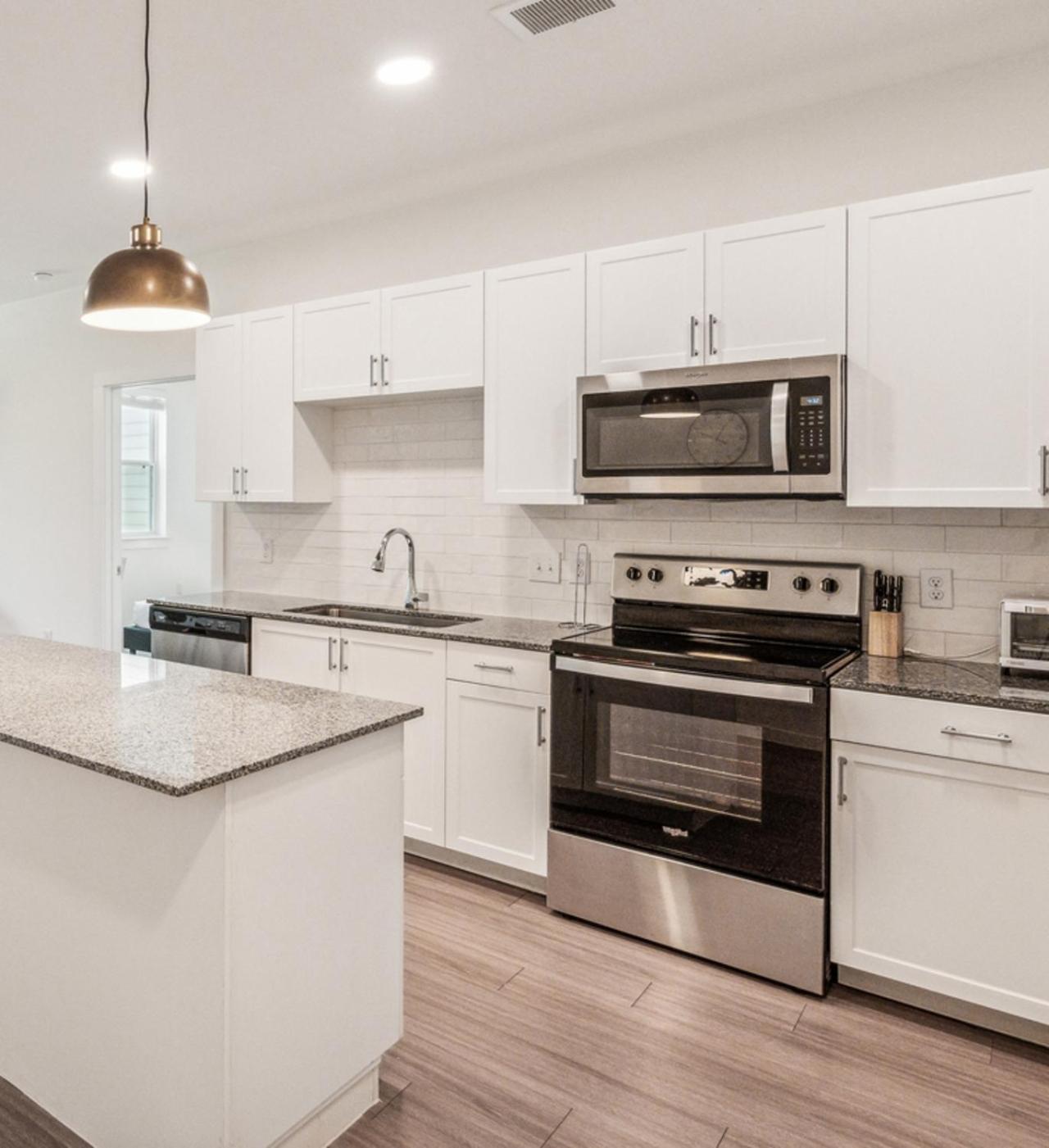 Spectra Parks 8206, Modern 2br Apartment Austin