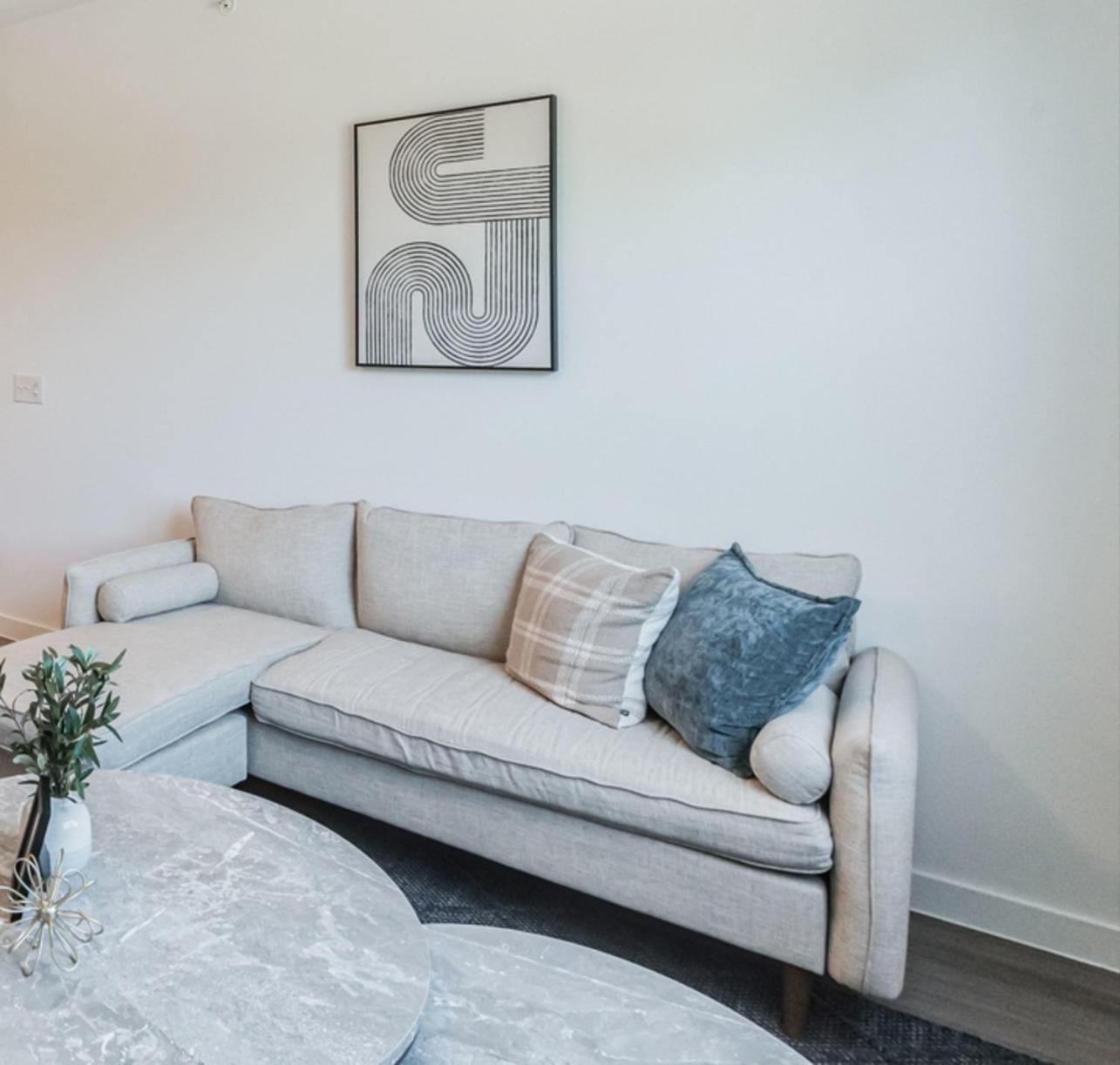 Spectra Parks 8206, Modern 2br Austin
