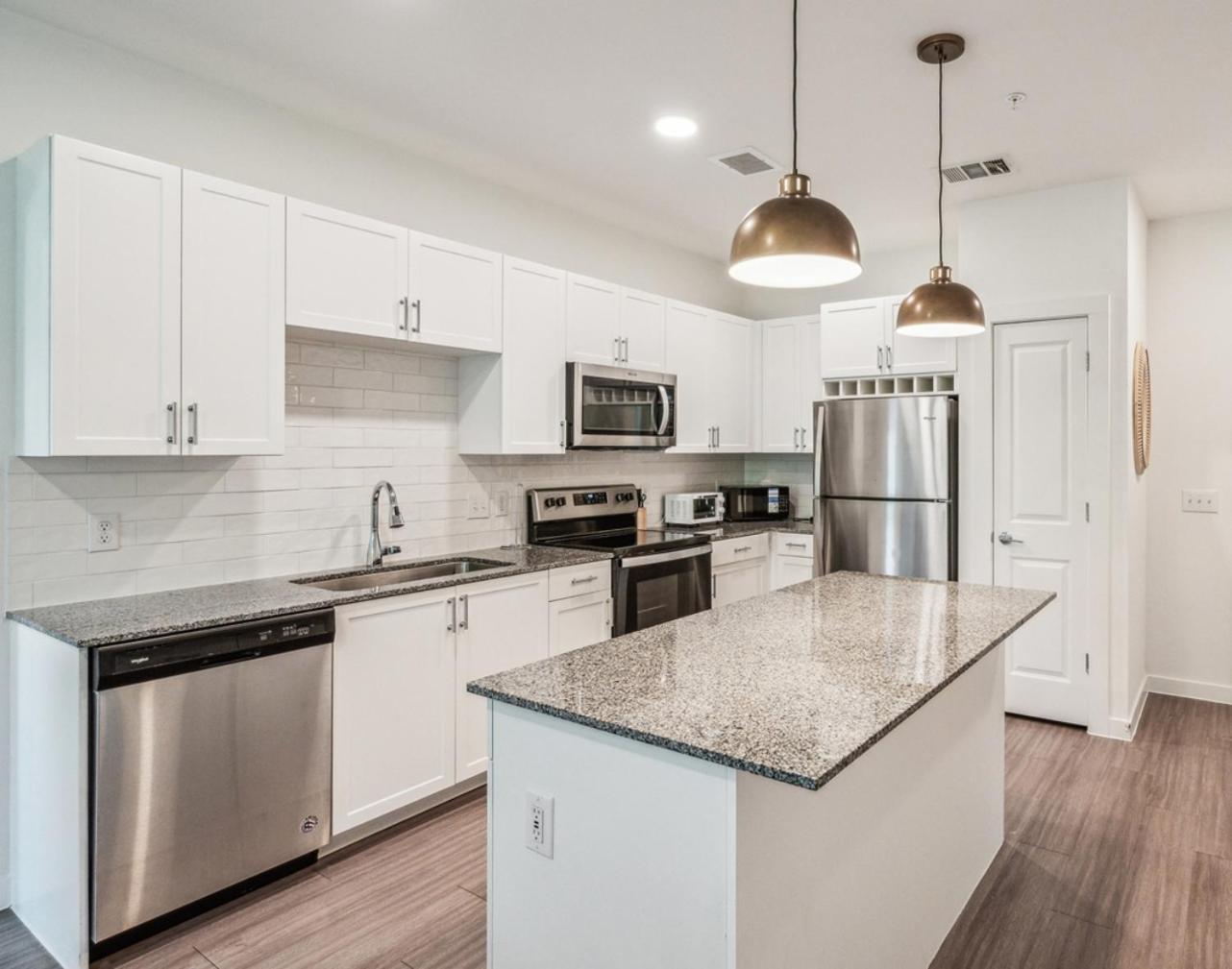 Apartment Spectra Parks 8206, Modern 2br Austin