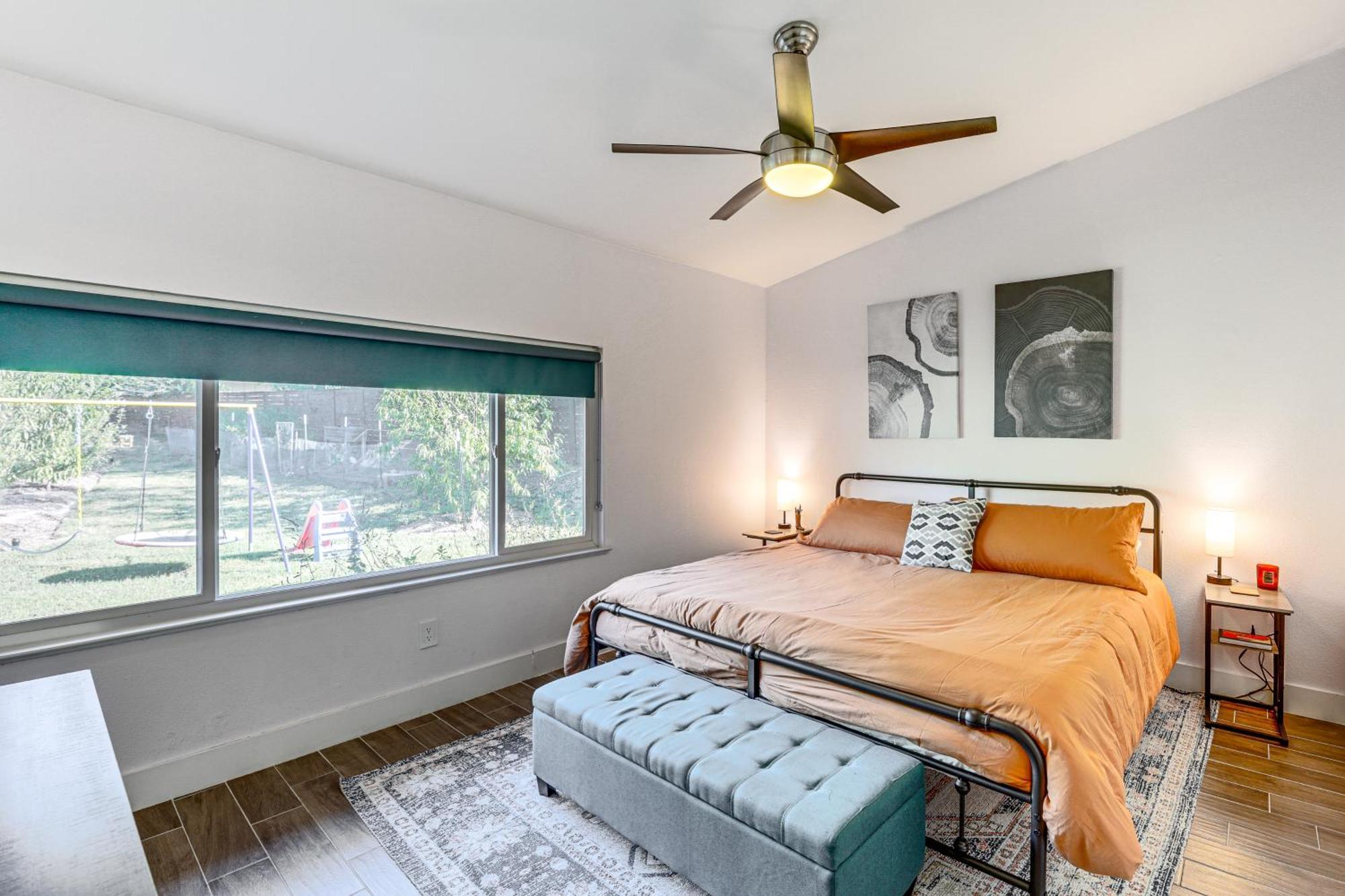 Holiday home Modern With Outdoor Pool And Fire Pit! Austin
