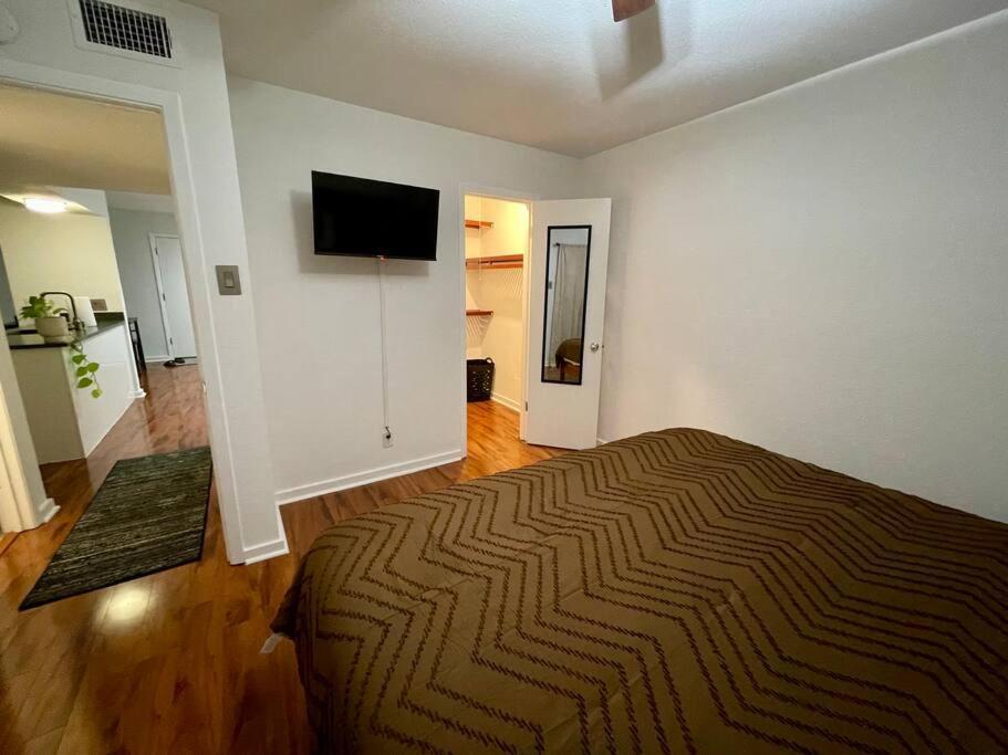 Apartment 1 Bdrm Poolside Garden Austin